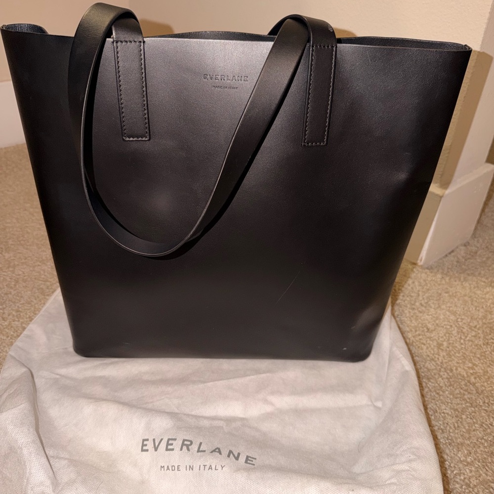 Everlane The Day Square Tote in Black